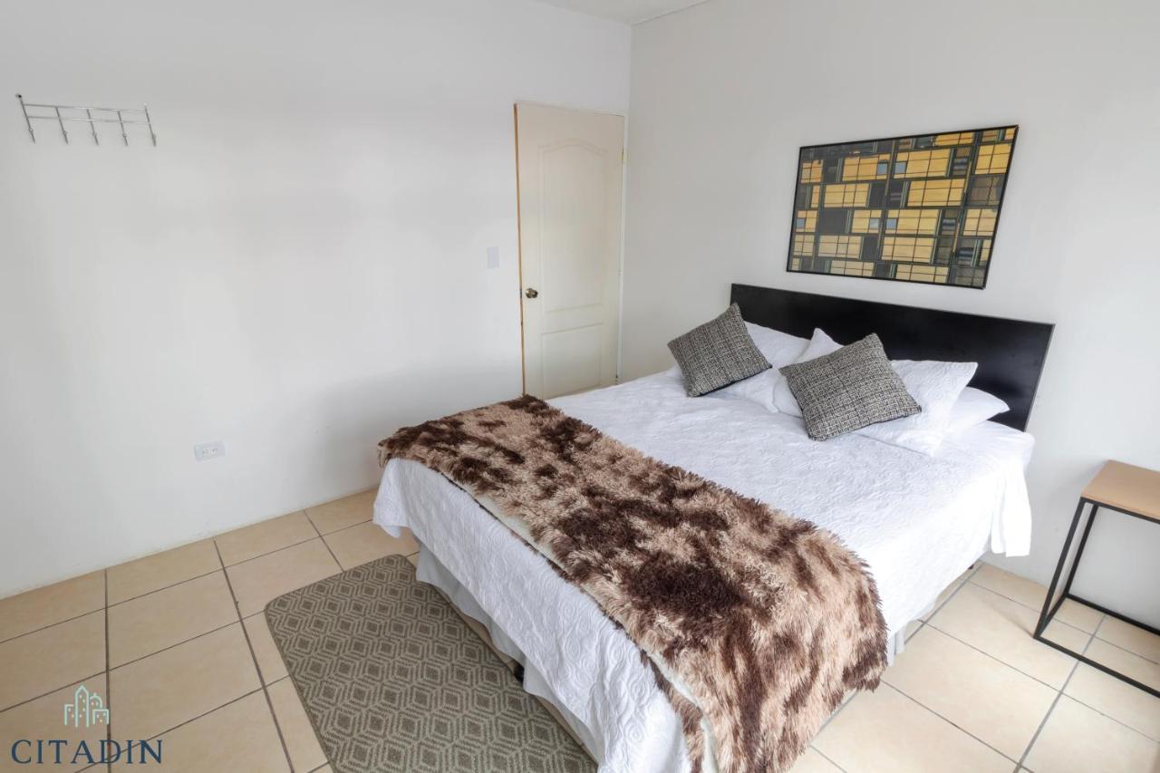 Hotel Citadin Zona 4 Guatemala City Екстер'єр фото
