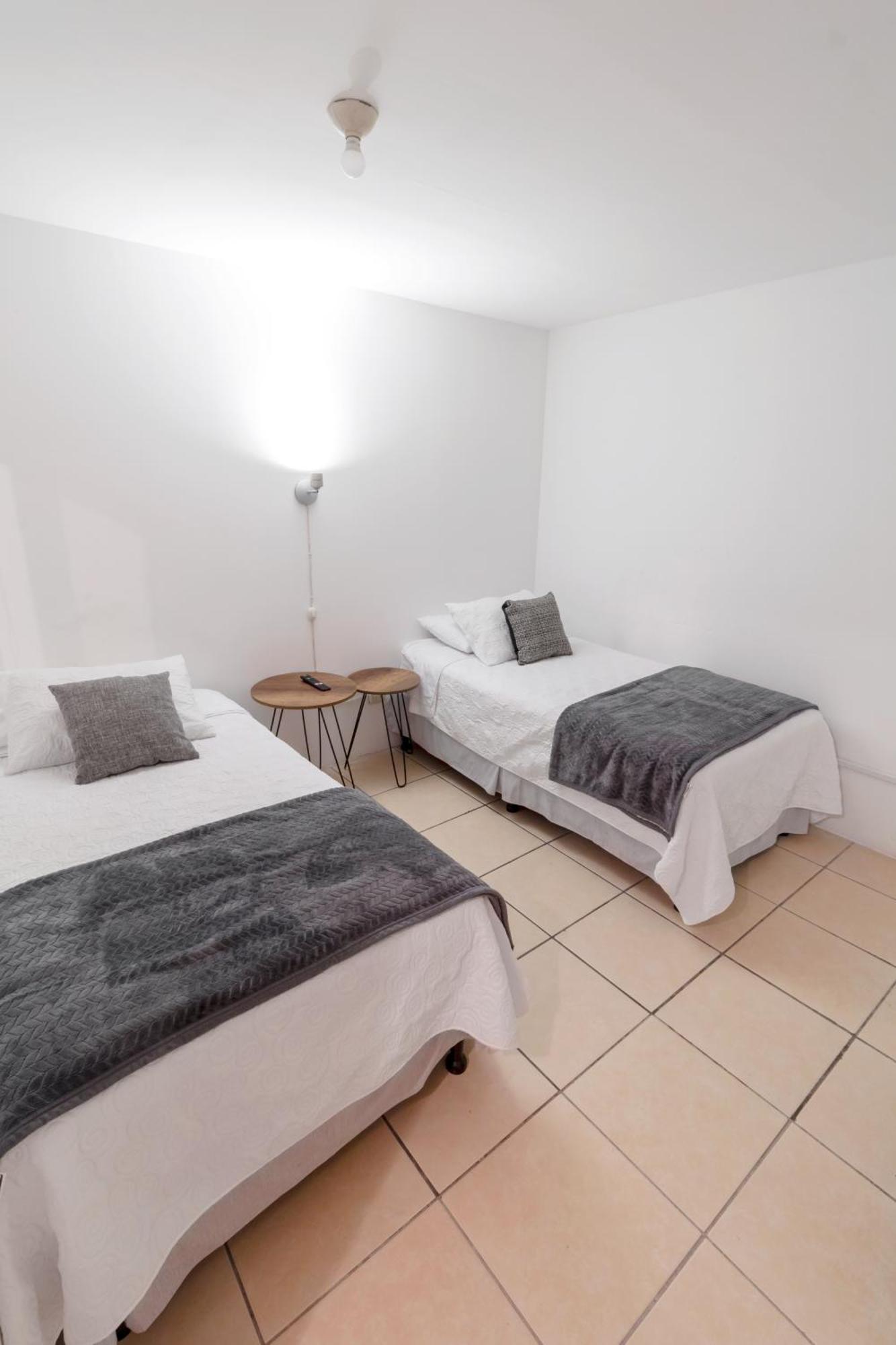 Hotel Citadin Zona 4 Guatemala City Екстер'єр фото