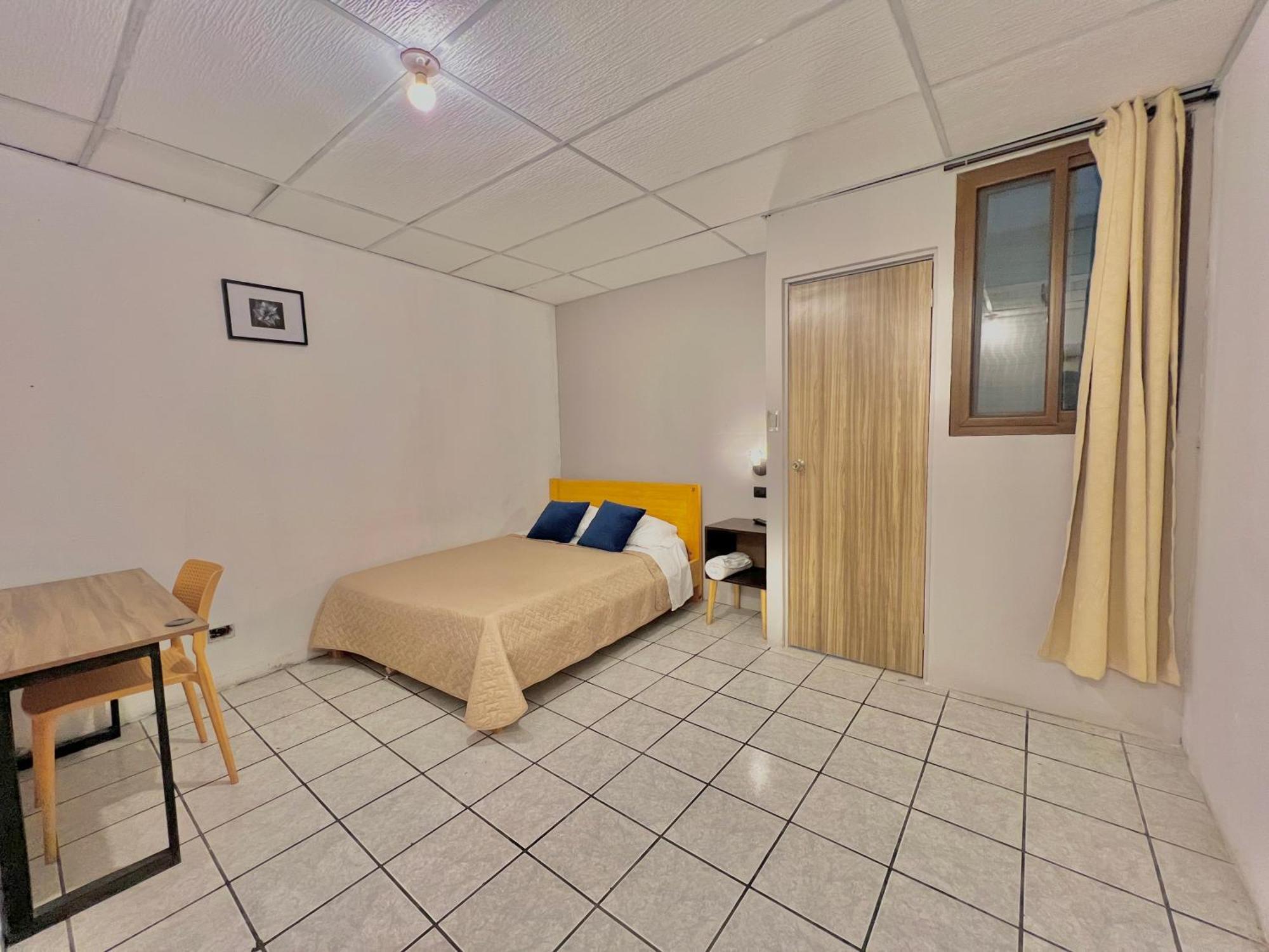 Hotel Citadin Zona 4 Guatemala City Екстер'єр фото