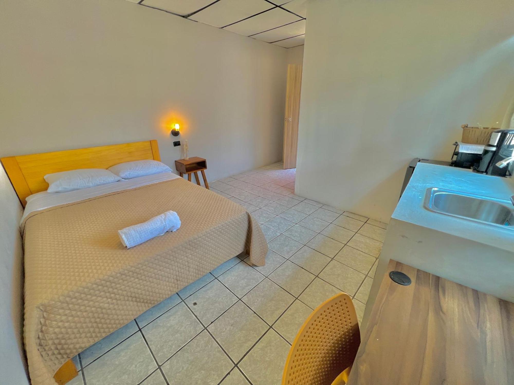 Hotel Citadin Zona 4 Guatemala City Екстер'єр фото